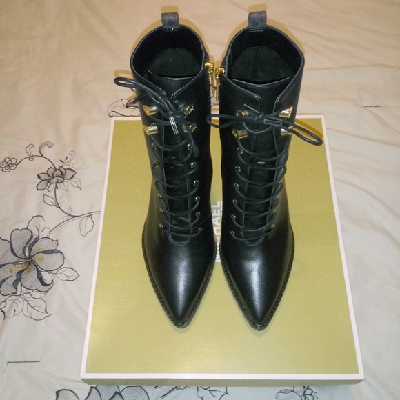 Michael Kors Kyle Lace Up Boots - Picture 9 of 10